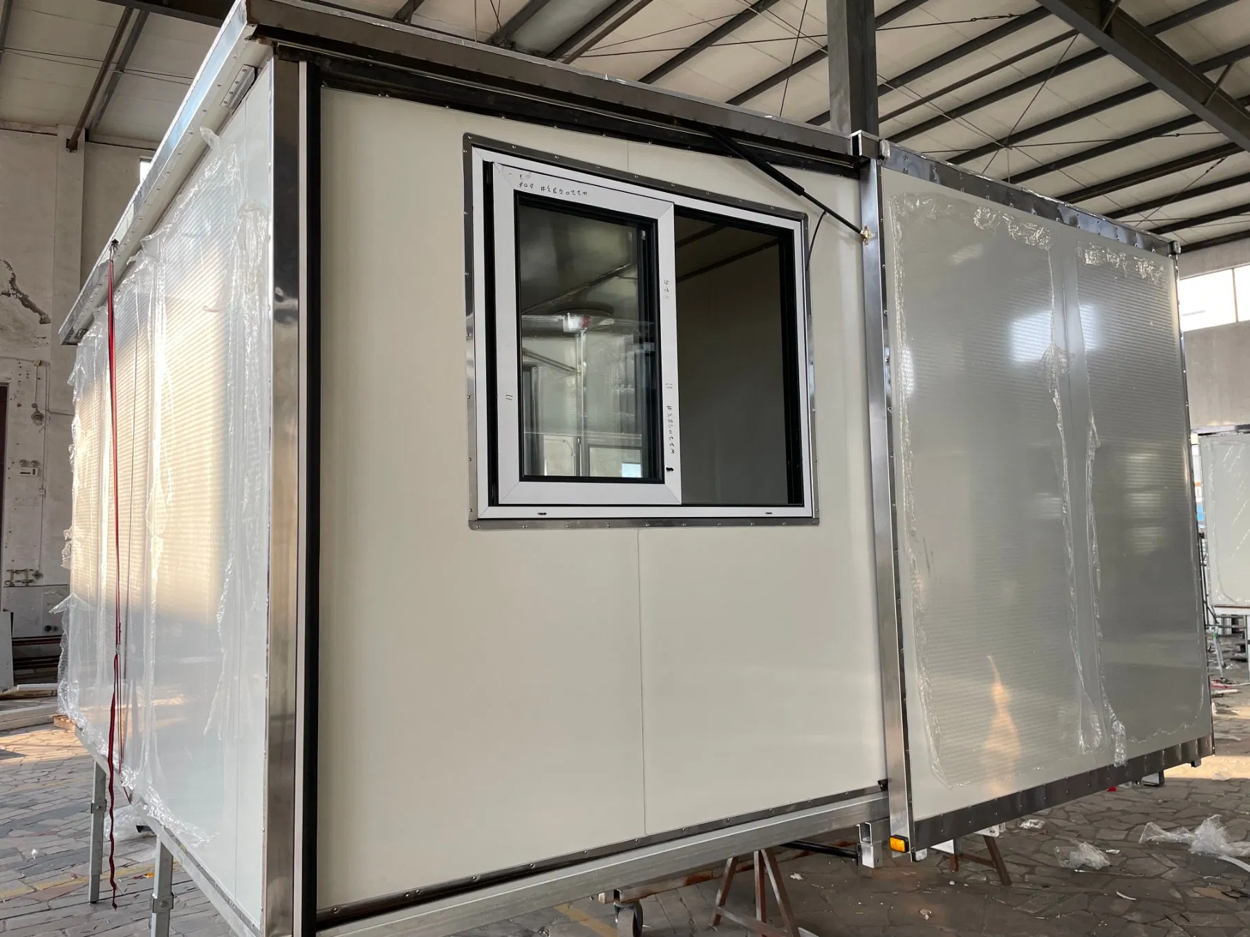 Popular Expandable Tiny Show Room Mobile Outdoor Office on Trailer