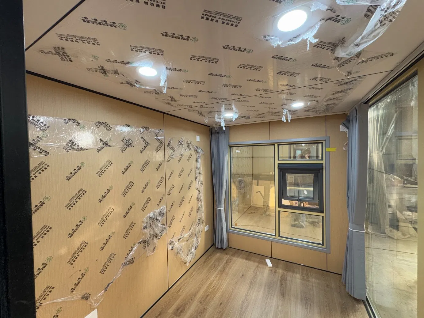 High Quality Modern Modular Fully Assembled Container House Intelligent Apple Activity Cabin Innovative Living Solution