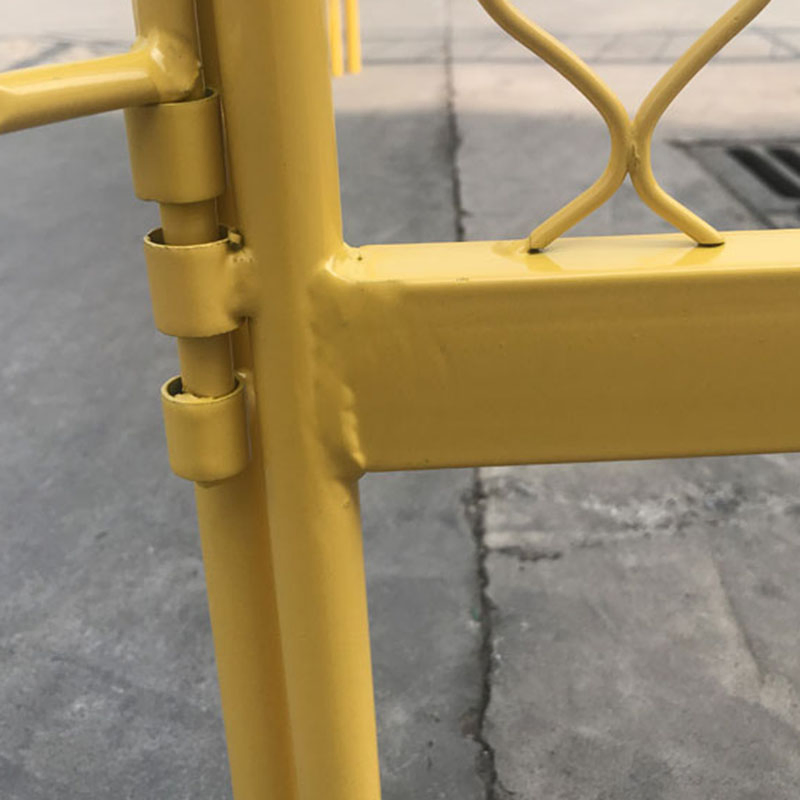 Easily Assembled Factory Direct Sell Customized Yellow Manhole Pit Guard Fencing