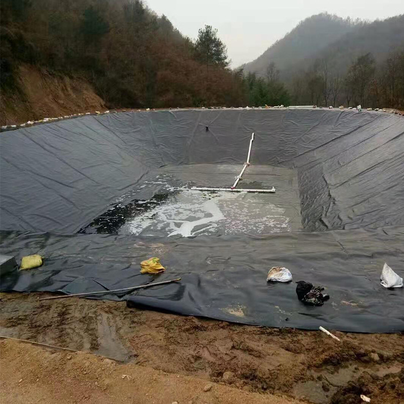 China HDPE Geomembrane Canal Liner Supplier with GM 13 Standard 0.3-3.0mm Thickness
