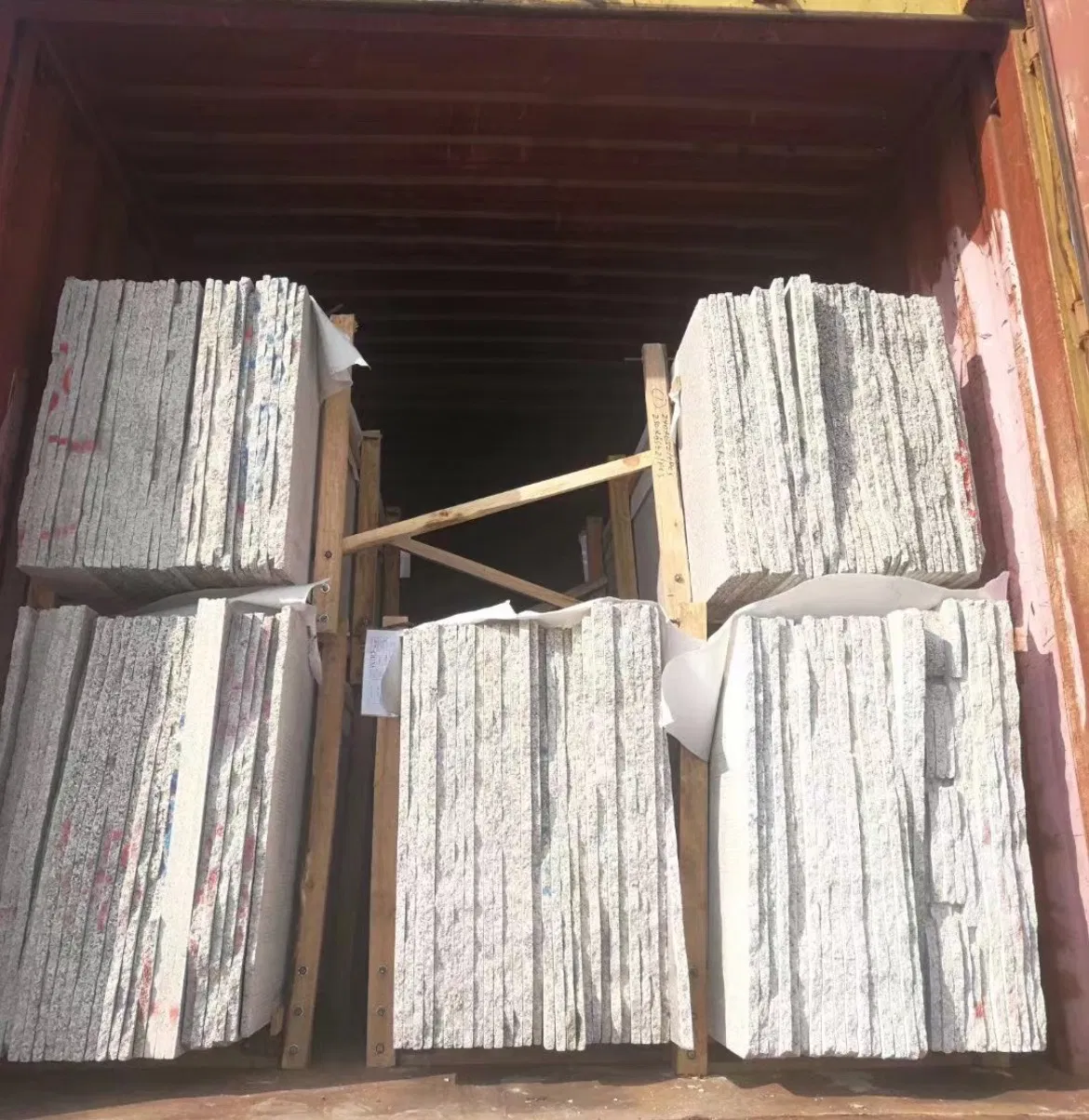 Building Material 600 X 600mm and 300 X 600mm Stairs Natural Stone Polished Wulian Flower Granite Tile