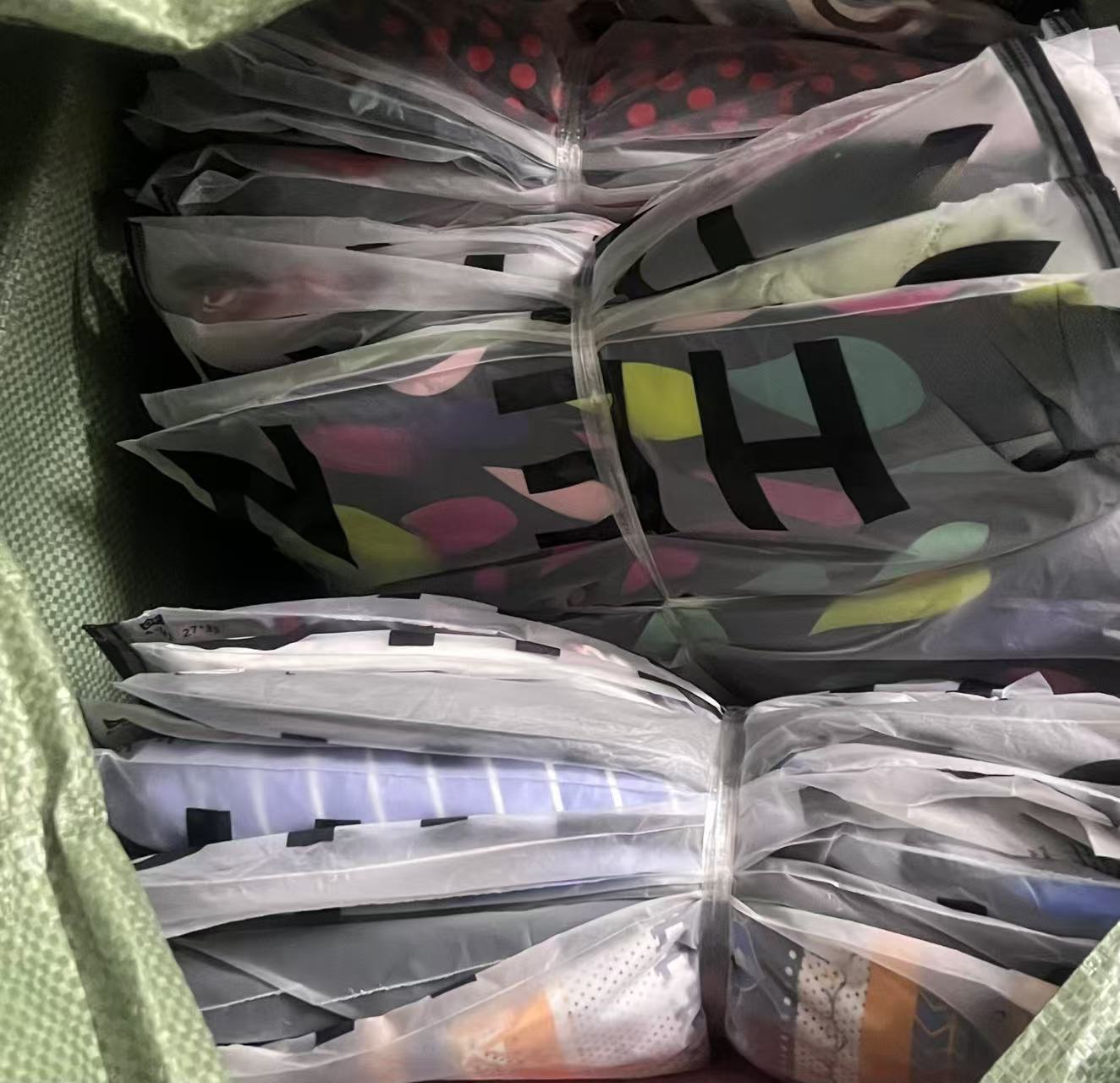 Одежда женская повседневная платья и футболки микс