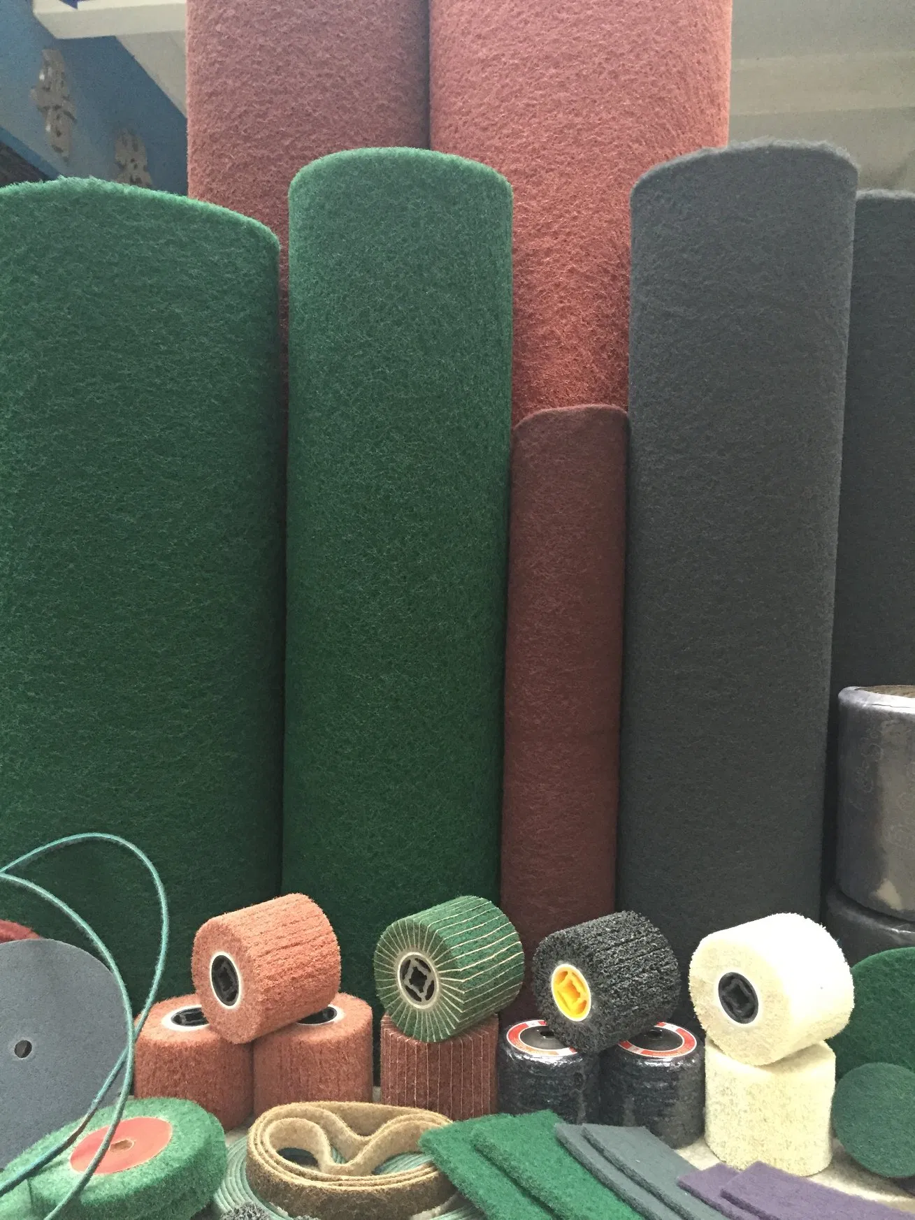 Серые нетканые ручные абразивные подушечки 7448