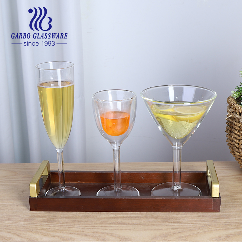 Elegant Borosilicate Champagne Glass for Celebrations and Gifts