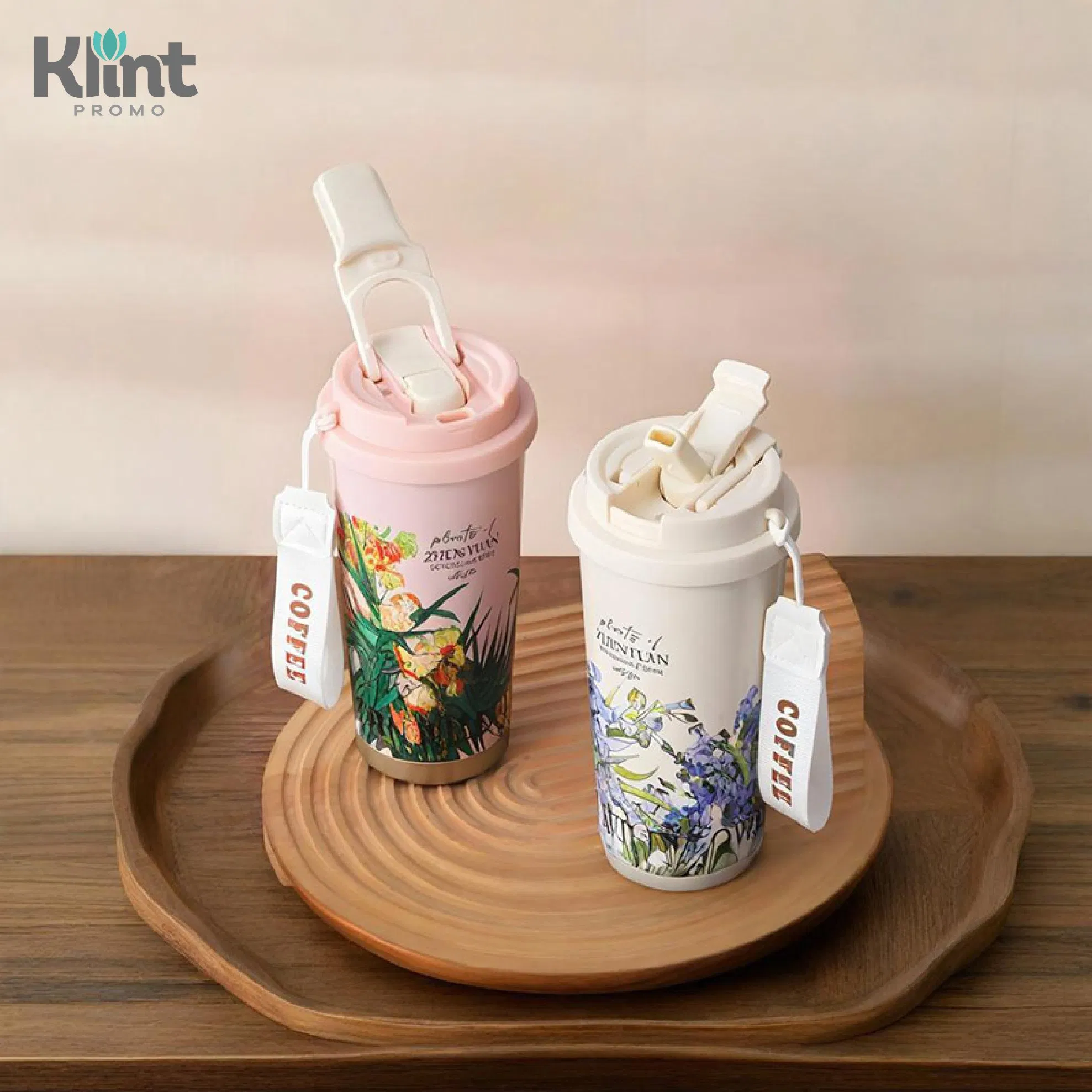 Термокружка с ручкой и соломинкой 550 мл