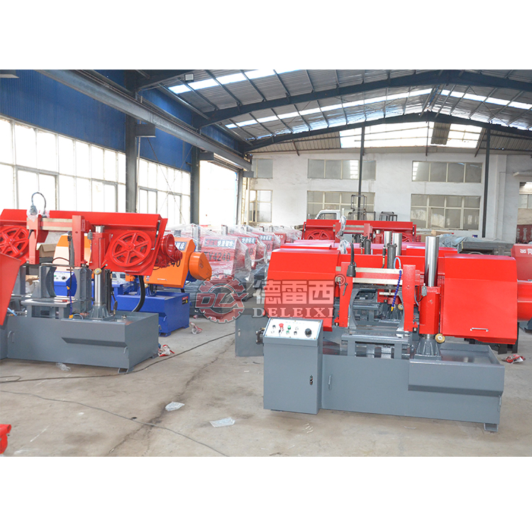 Станок ленточнопильный вертикальный с автоподачей стола