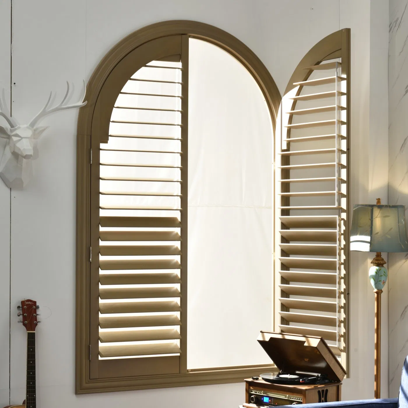 Home Modern Design Paulownia Bi-Fold Plantation Shutters