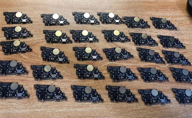 Шлейф зарядного порта ZTE V30 (оригинальный)