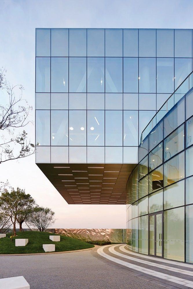 Durable Photovoltaics Curtain Wall Frame Supported Glass Curtain Wall