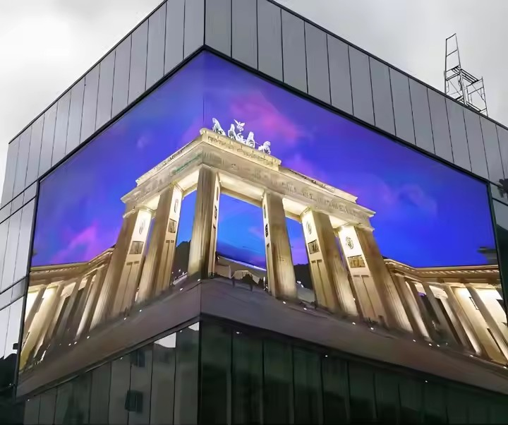 Big Screen Commercial Electronic Advertising LED Wall Displays Panel Display Gas Station Billboard LED P5 Outdoor Screen