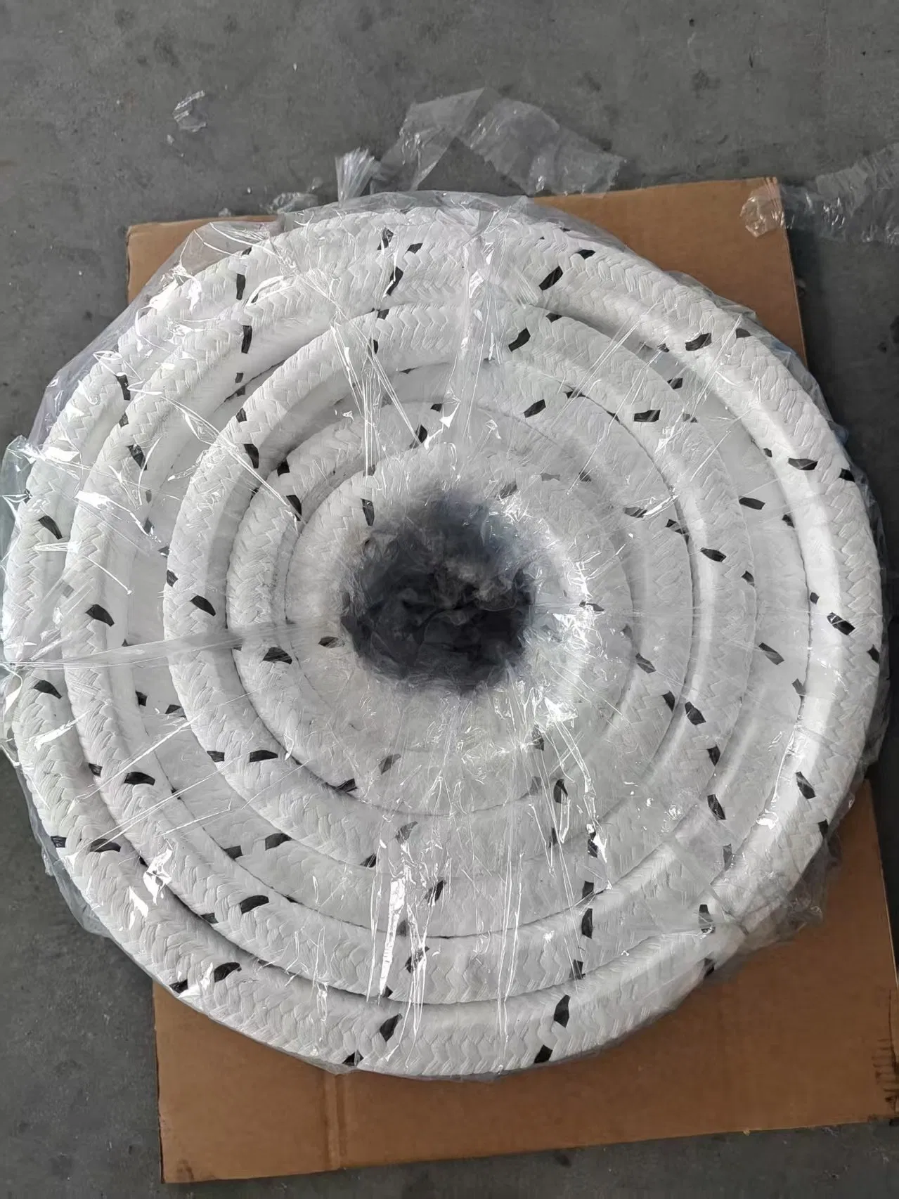 Yp005-B PTFE Packing with Lubricant