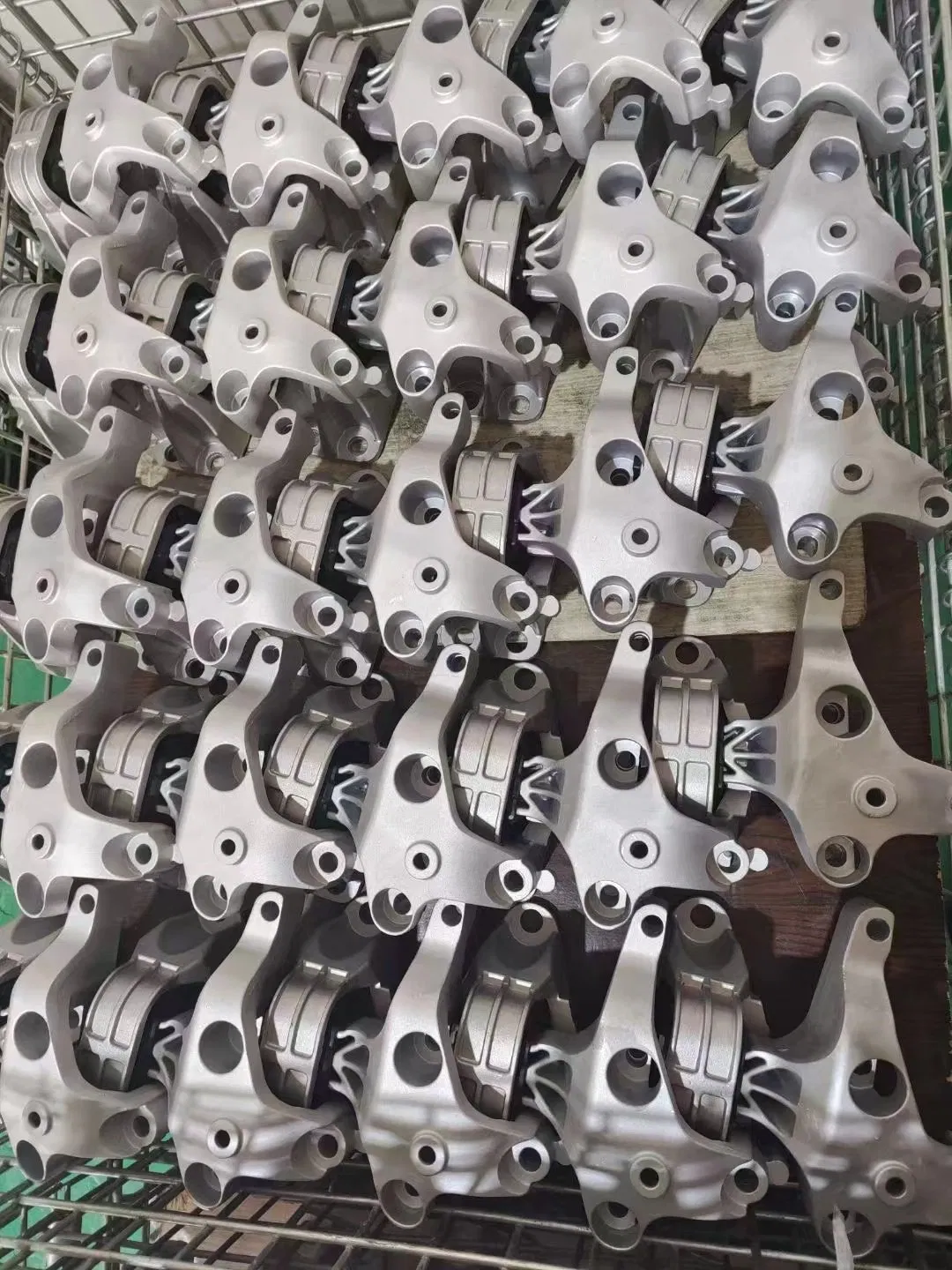 Опора двигателя для Mitsubishi 3000GT 1991-1999, MB-007023