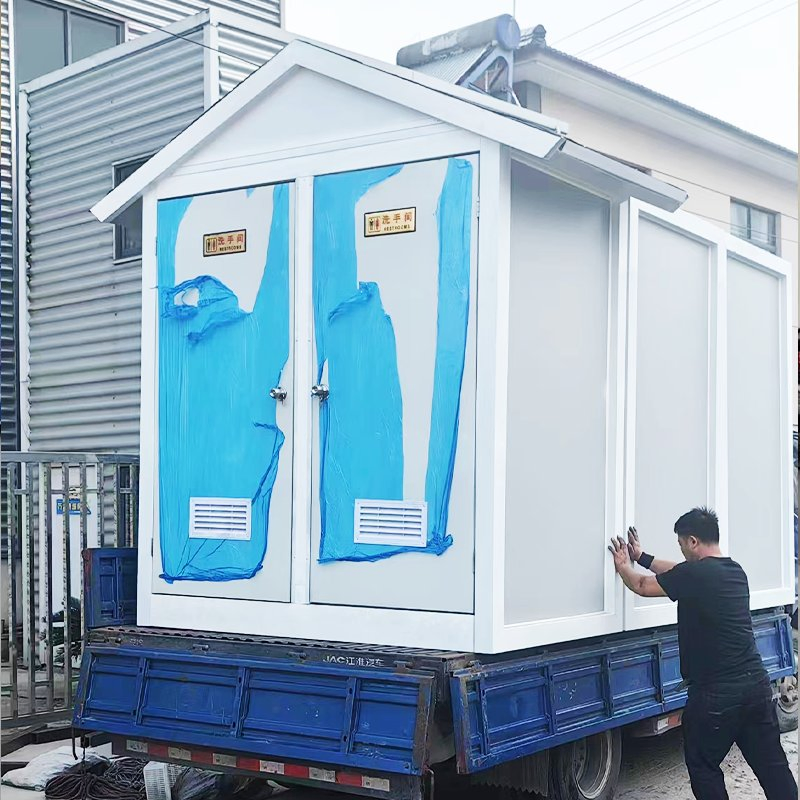 China Manufacturer Factory of High Quality Prefab Houses Roto Molding Plastic Mobile Portabletoilet