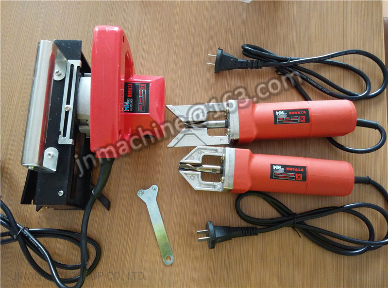 Corner Layer Cleaning Tool for Window and Door Profile Milling