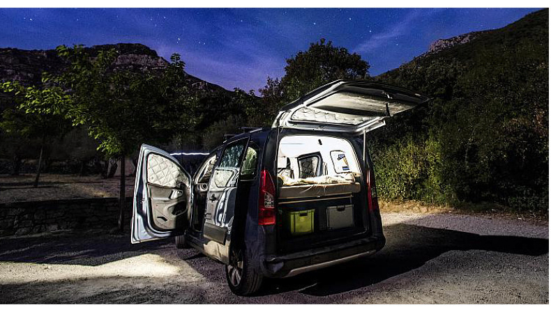 Светодиодный купольный светильник Luxdrive для салона автомобиля