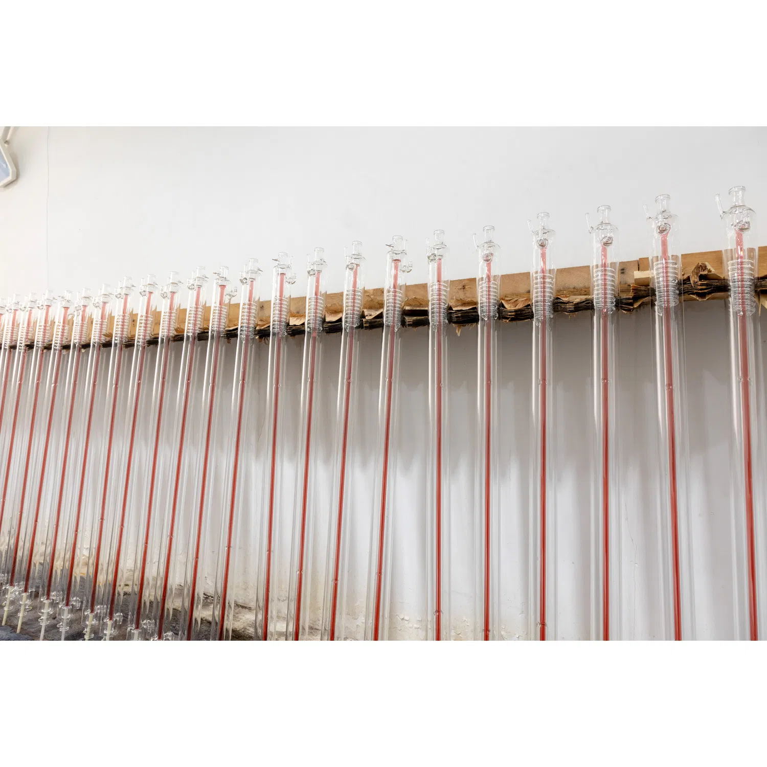 High Precision 300W Laser Tube for Polished Tile Cutting and Engraving