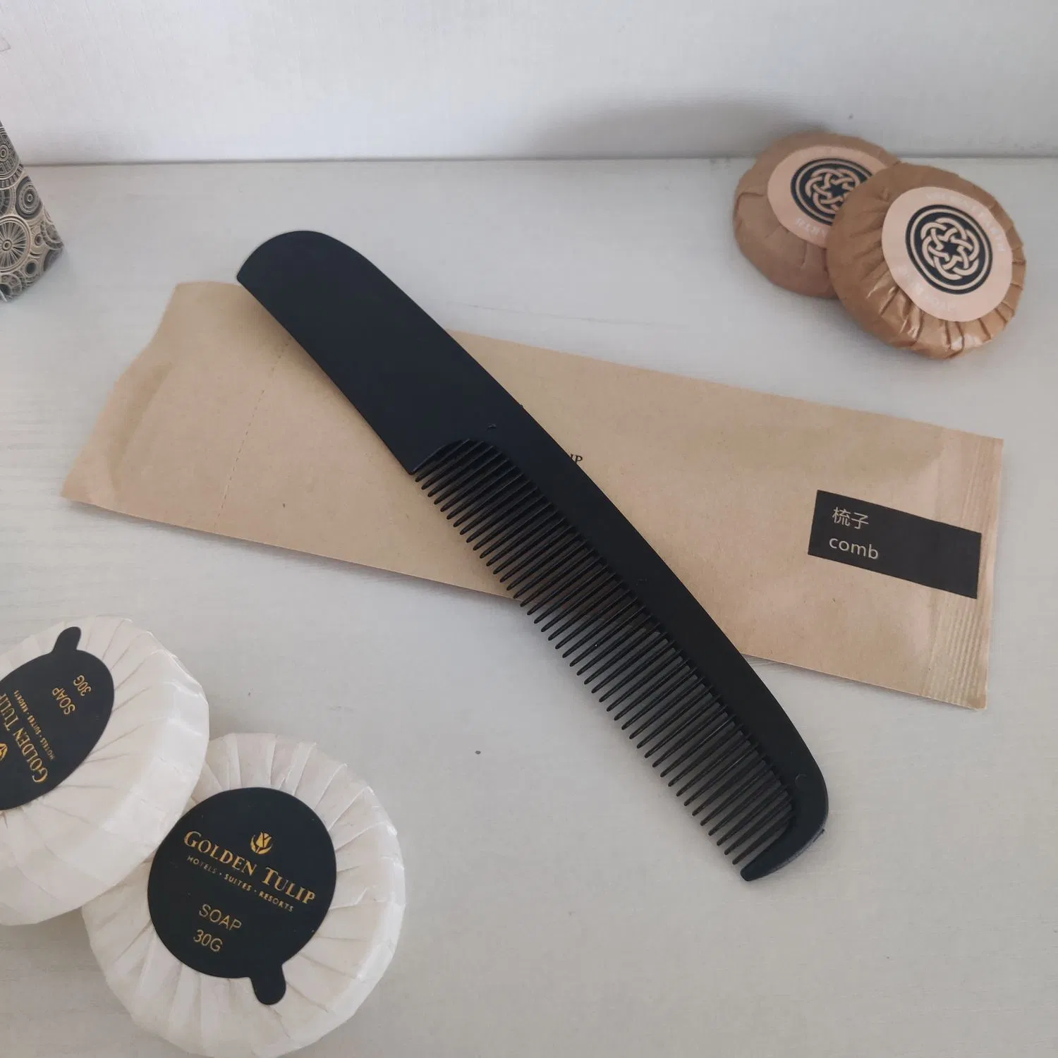Kraft Paper Bag Biodegradable Comb for Hotel Kit