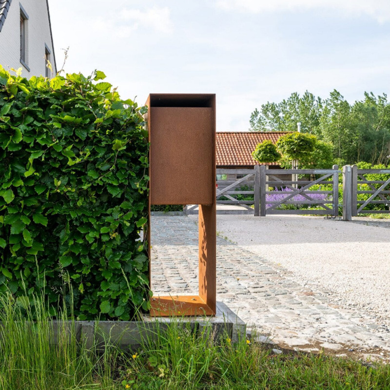 Corten Steel Letterbox Urban Design Rusty Metal Mailbox with Key Lock