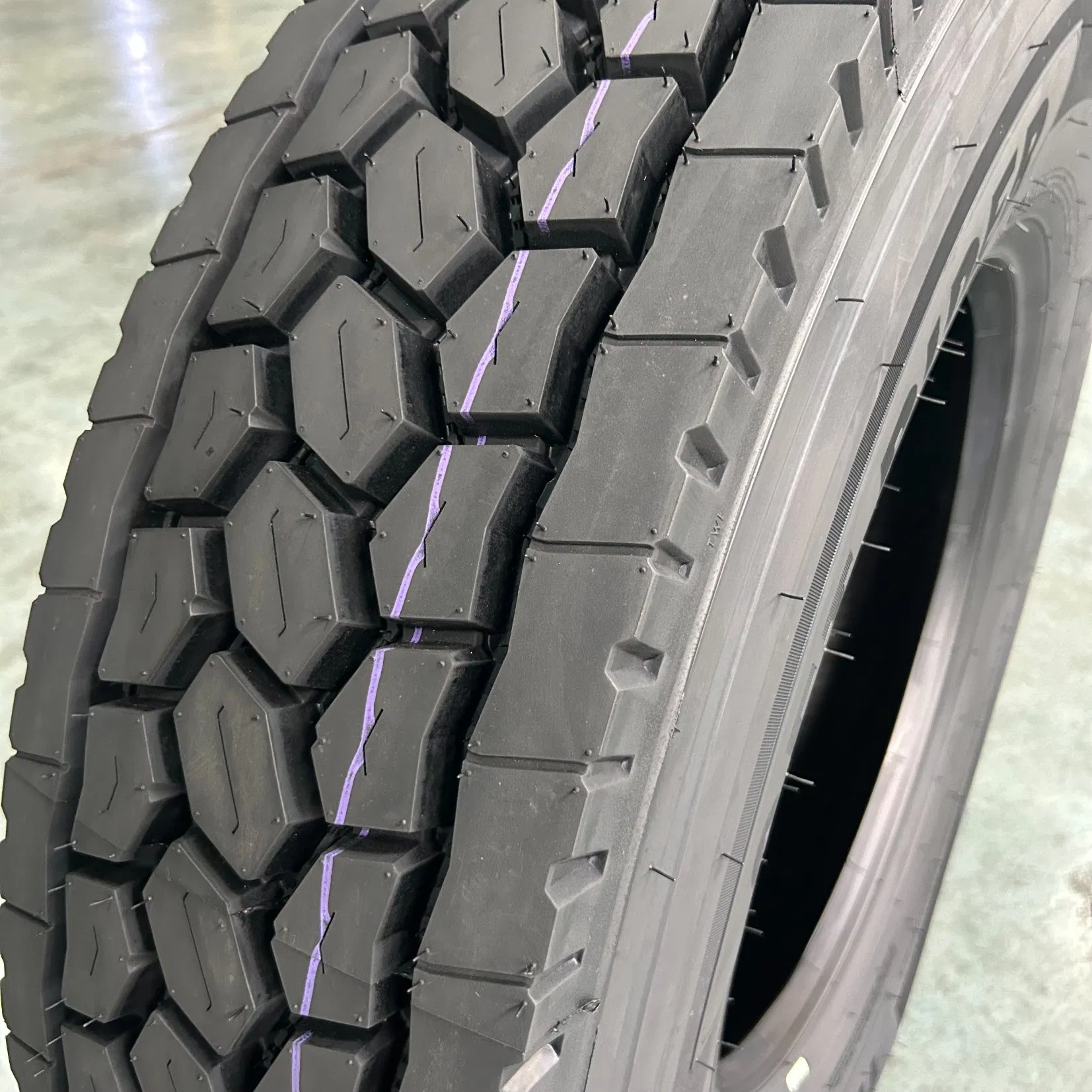 Long Haul Regional On-Off Road All Steel Truck and Bus Radial GFT Rider Semes Brand Tyre
