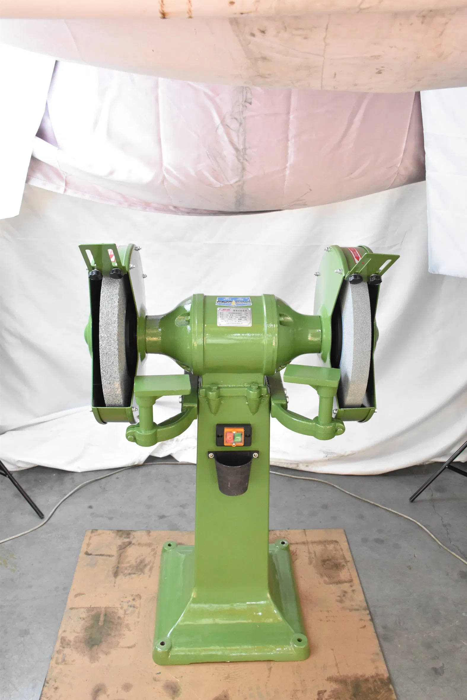 High Power & Precision Pedestal Grinder/ Grinding Machine M3040