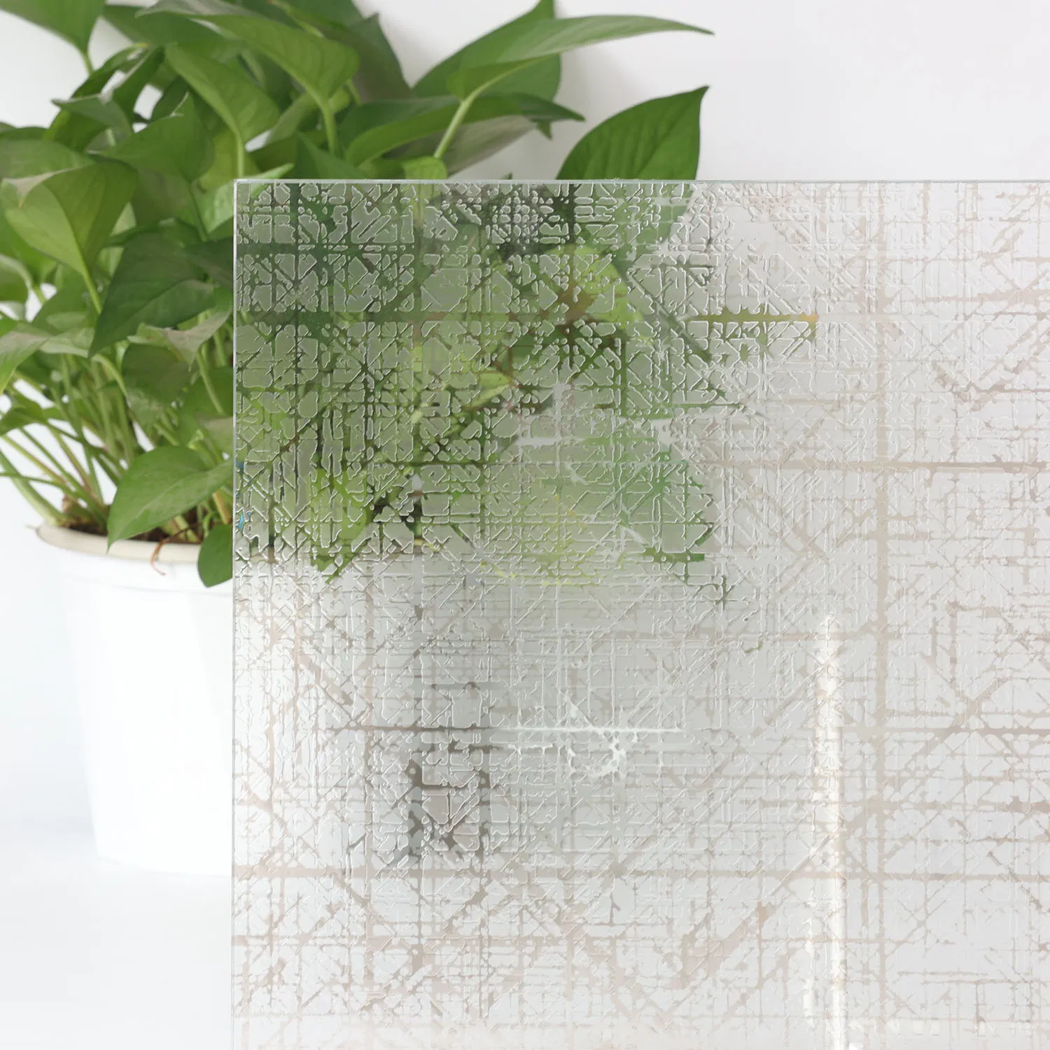 Elegant Acid-Teched Glass for Sophisticated Bathroom Glass Applications