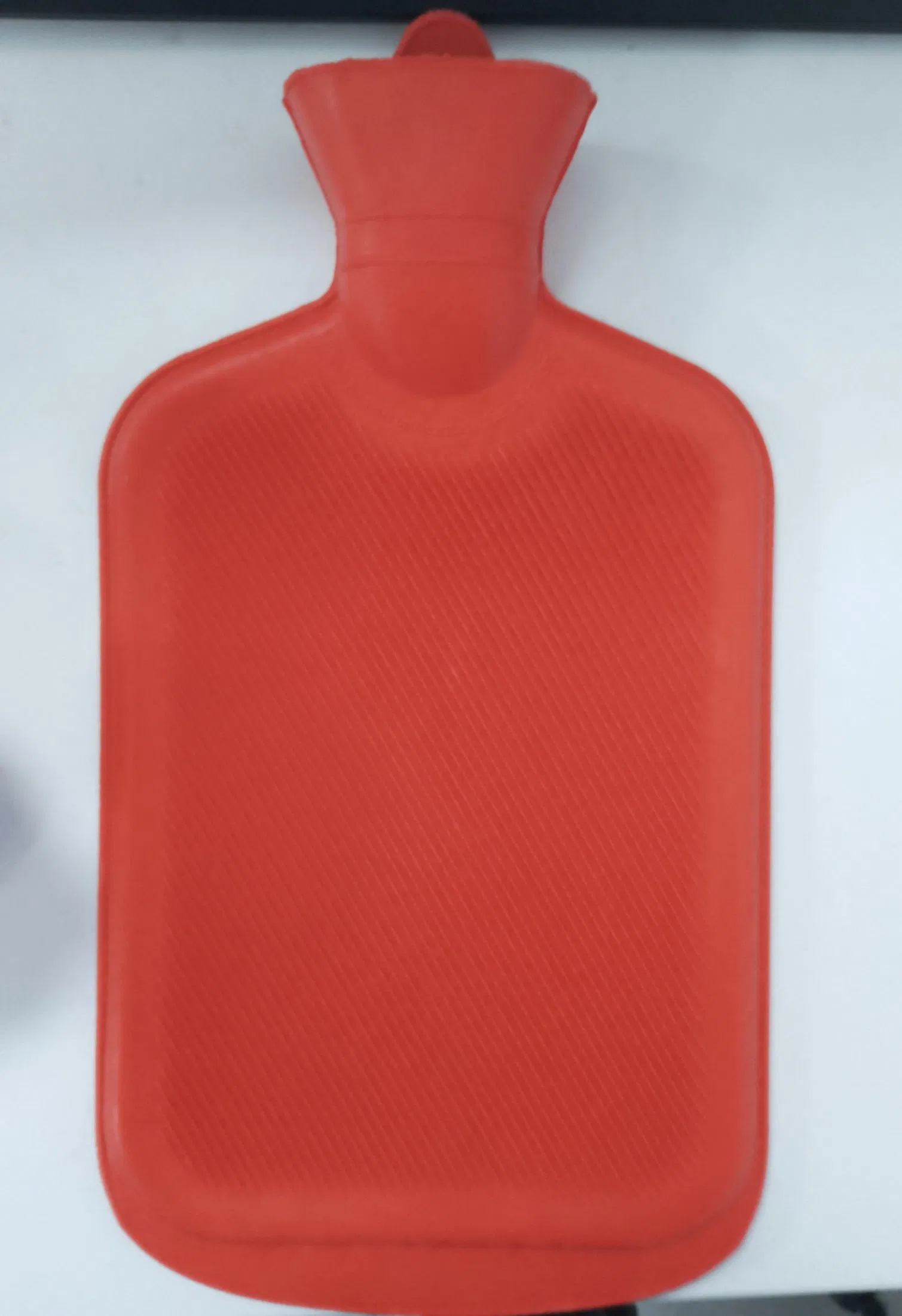 China Manufacture High Quality Colorful Rubber Medical Water Bottle Rubber Bottle
