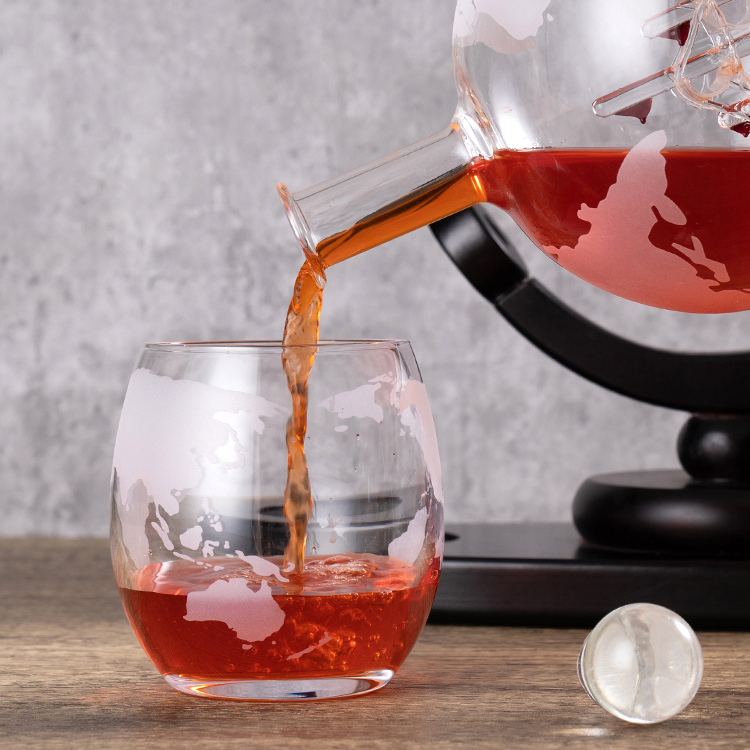 Wholesale Glass Bottle Wine Liquor Globe Whisky Decanter with Wood Base with 2 Cups