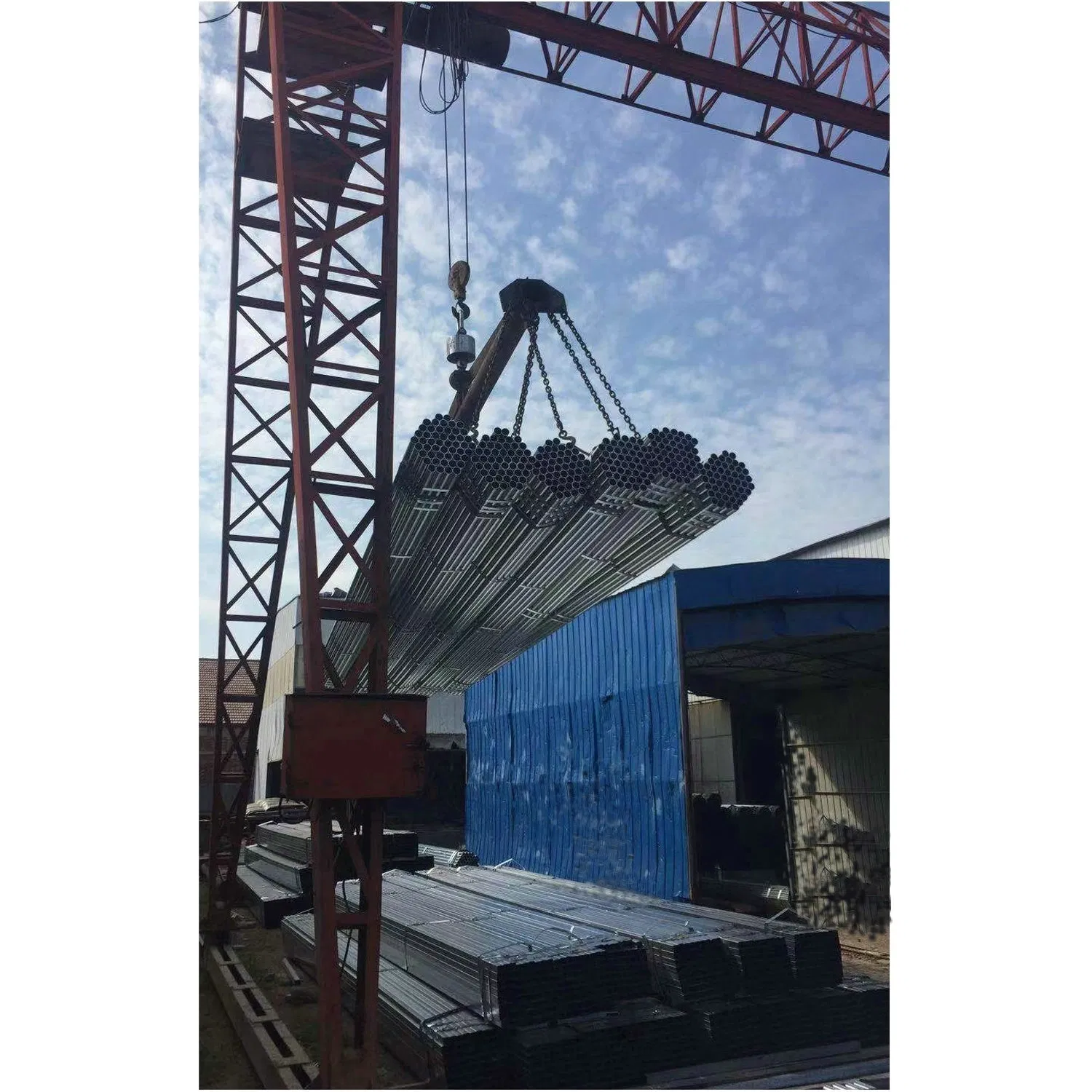 China Manufacturer Wholesale Price Hot DIP Galvanized Scaffolding Steel Pipe/Tubes