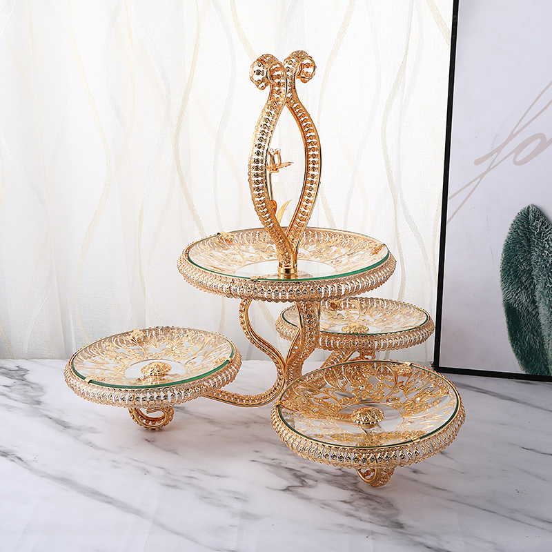 Luxurious Golden Finishing Charger Plate for Elegant Dining Occasions
