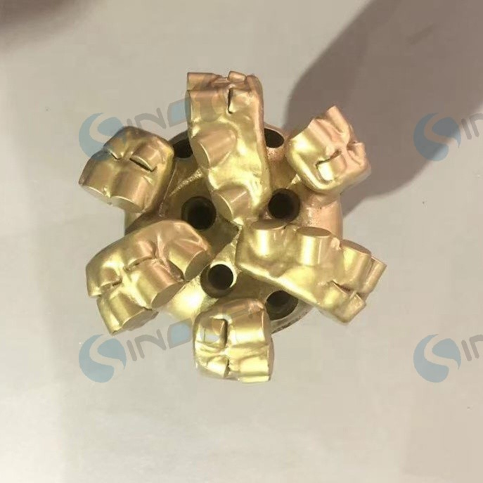 Матричный алмазный PDC долото для бурения скважин