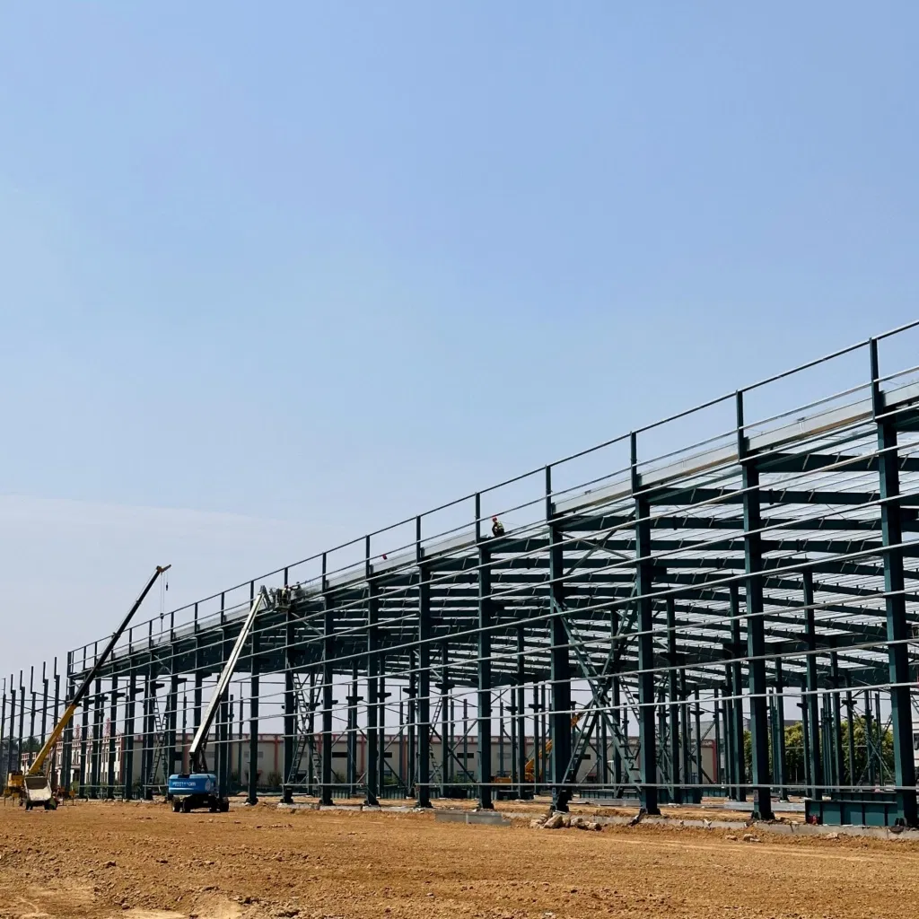 High-Quality Large Steel Structure Building Plant Hangar Warehouse Workshop for Industrial Applications, Reliable Manufacturer.