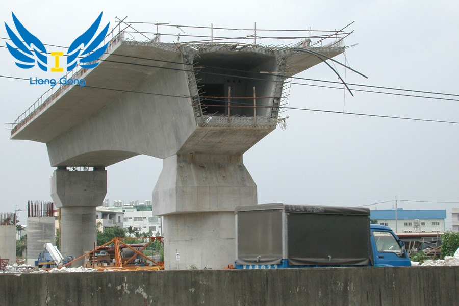 Q235B Steel Segmental Box Girder Formwork, Precast Concrete Formwork