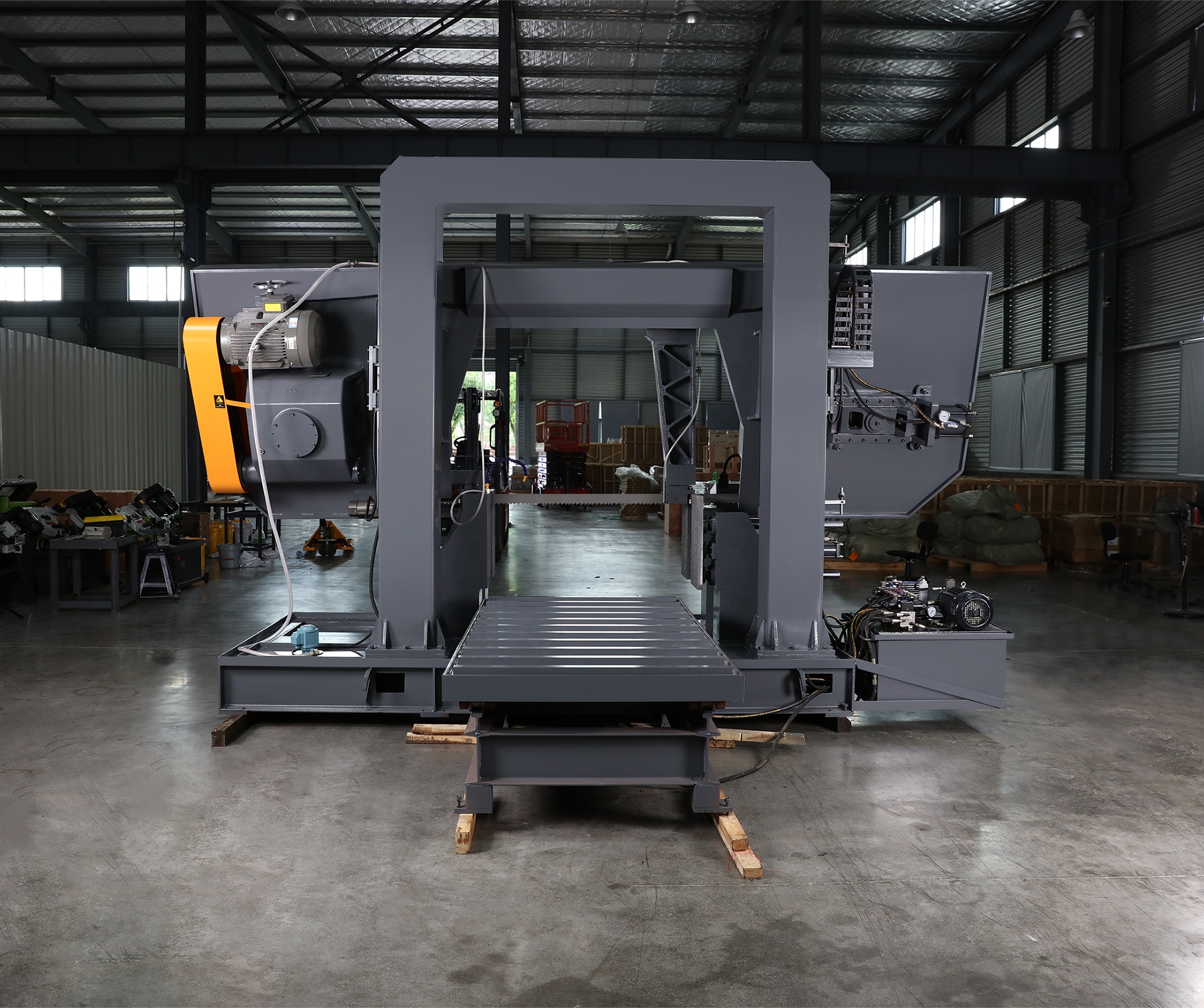 Станок ленточнопильный по нержавейке H-30/38S