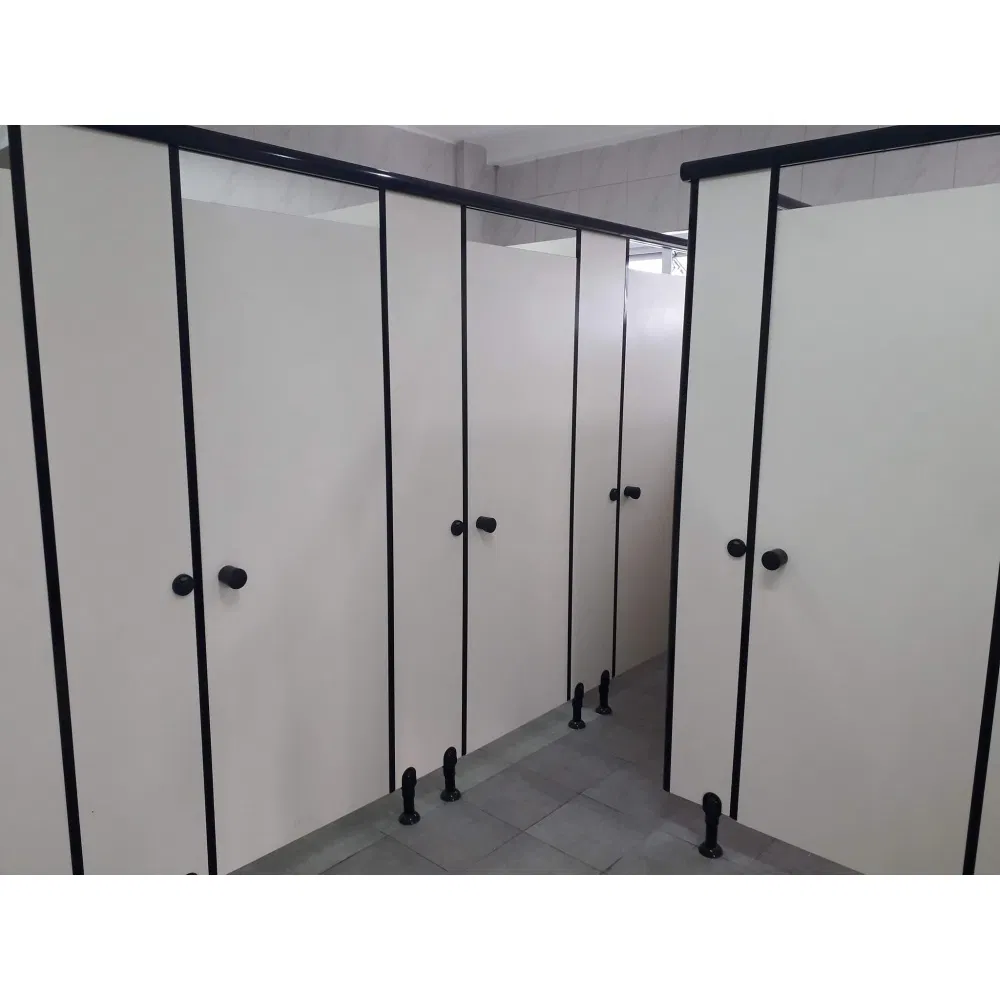 Delamination 220 × 2440 mm HPL Washroom Compact Laminate Honeycomb Toilet Cubicle Partition Board