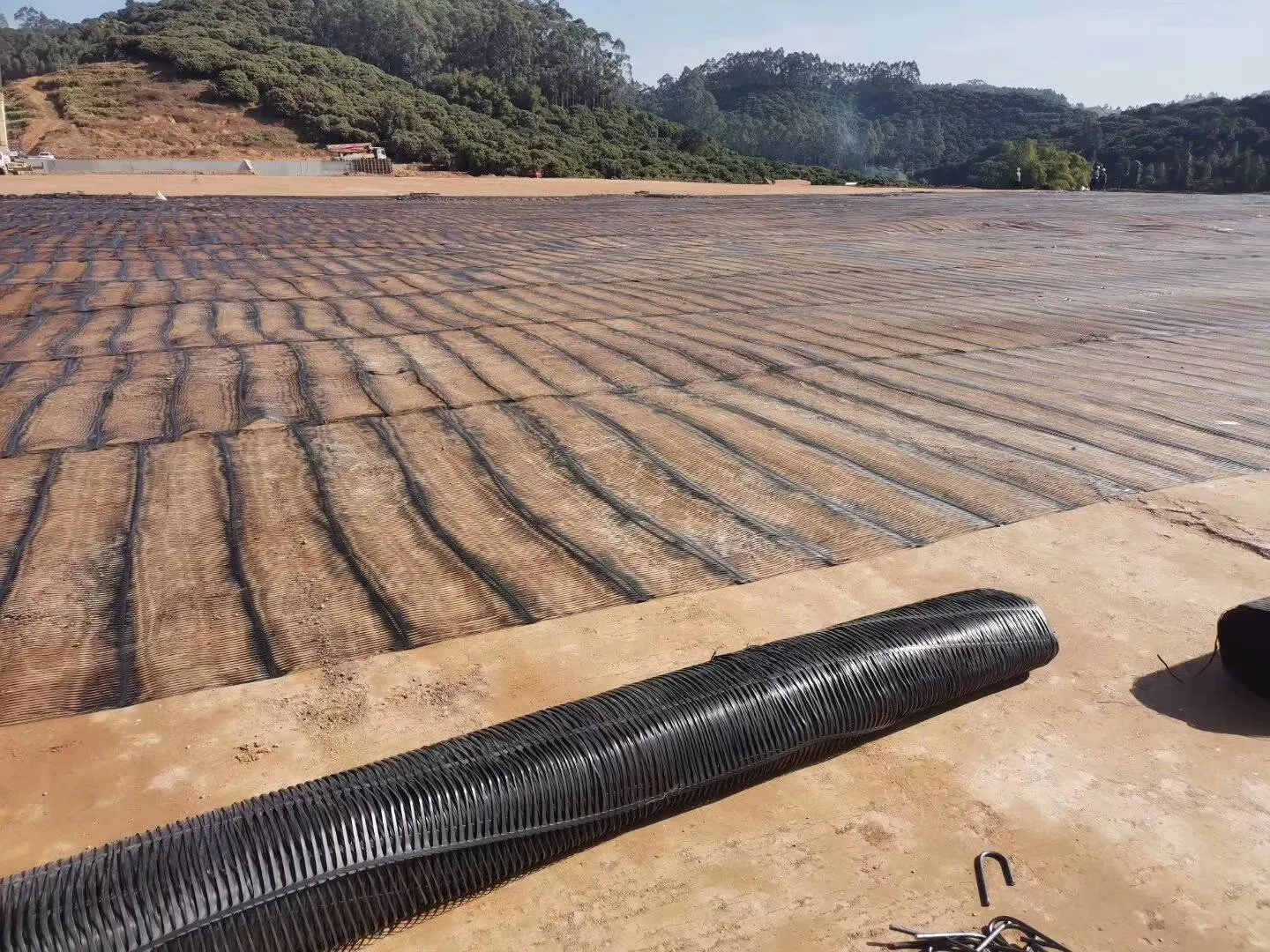 Heavy-Duty HDPE Geogrid 300kN/M Tensile Strength 5m Width