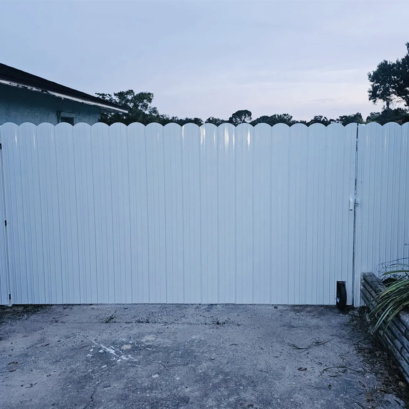 Security Durable Fencing Narrow Fence Panel Metal Plank Steel Privacy Fence