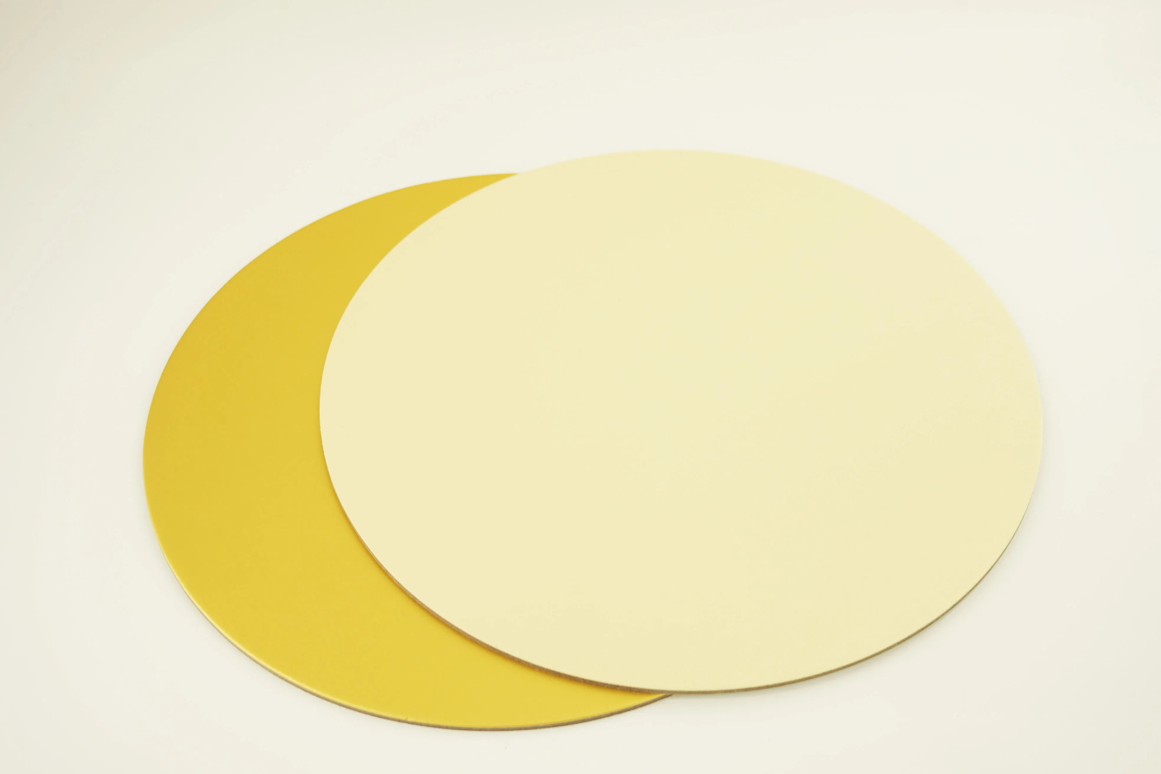Gold and Silver Round Cake Drum Board Cardboard Meat Fish Smoked Salmon Board with Embossing and Matte Lamination