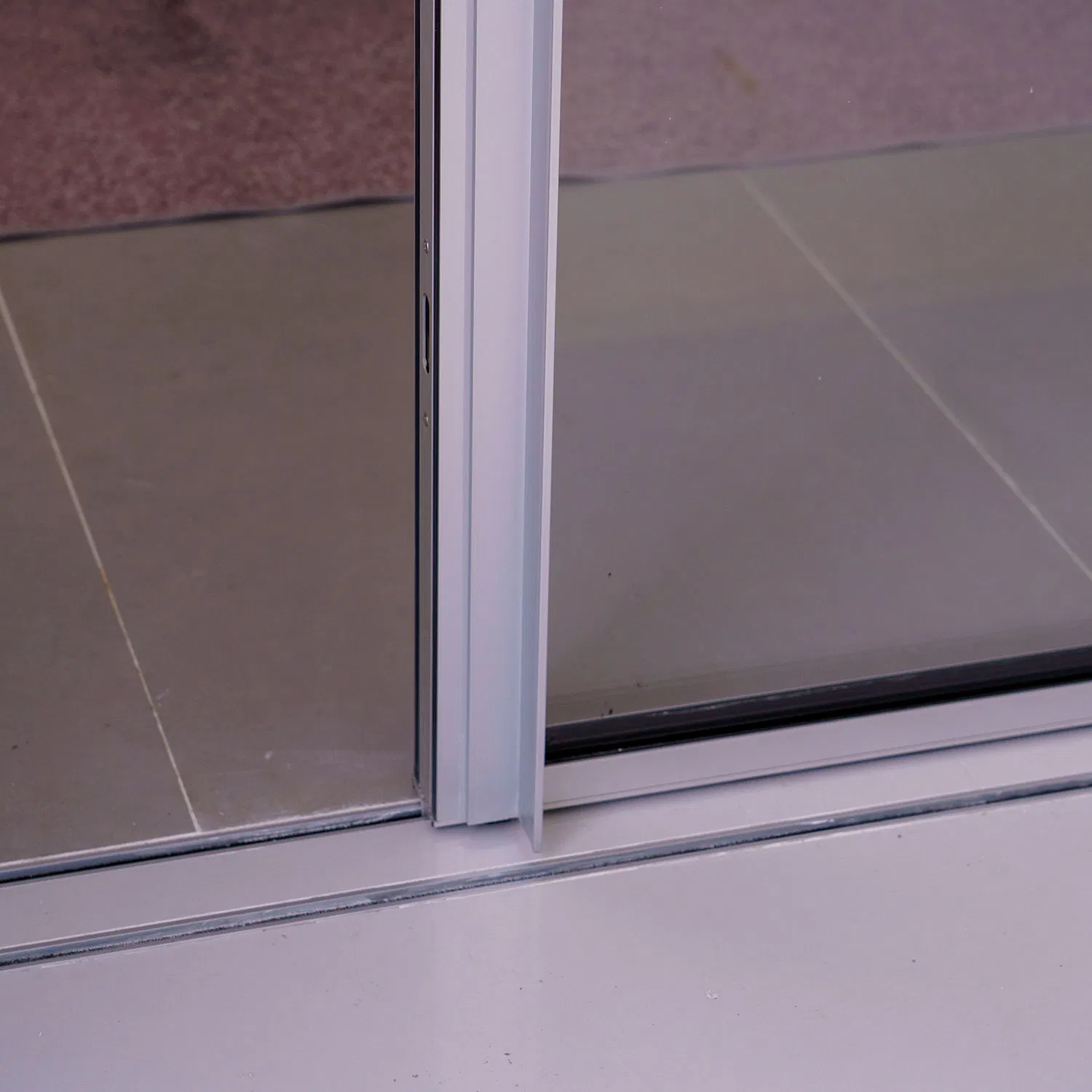 Ultra-Narrow Border Line Design Steel Glass Windows Sliding Aluminum Bathroom Doors