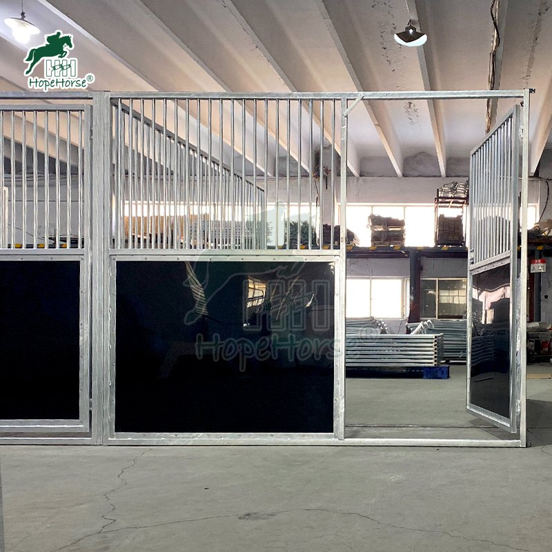 Horse Box with HDPE Panel Steel Frame Stall Panels
