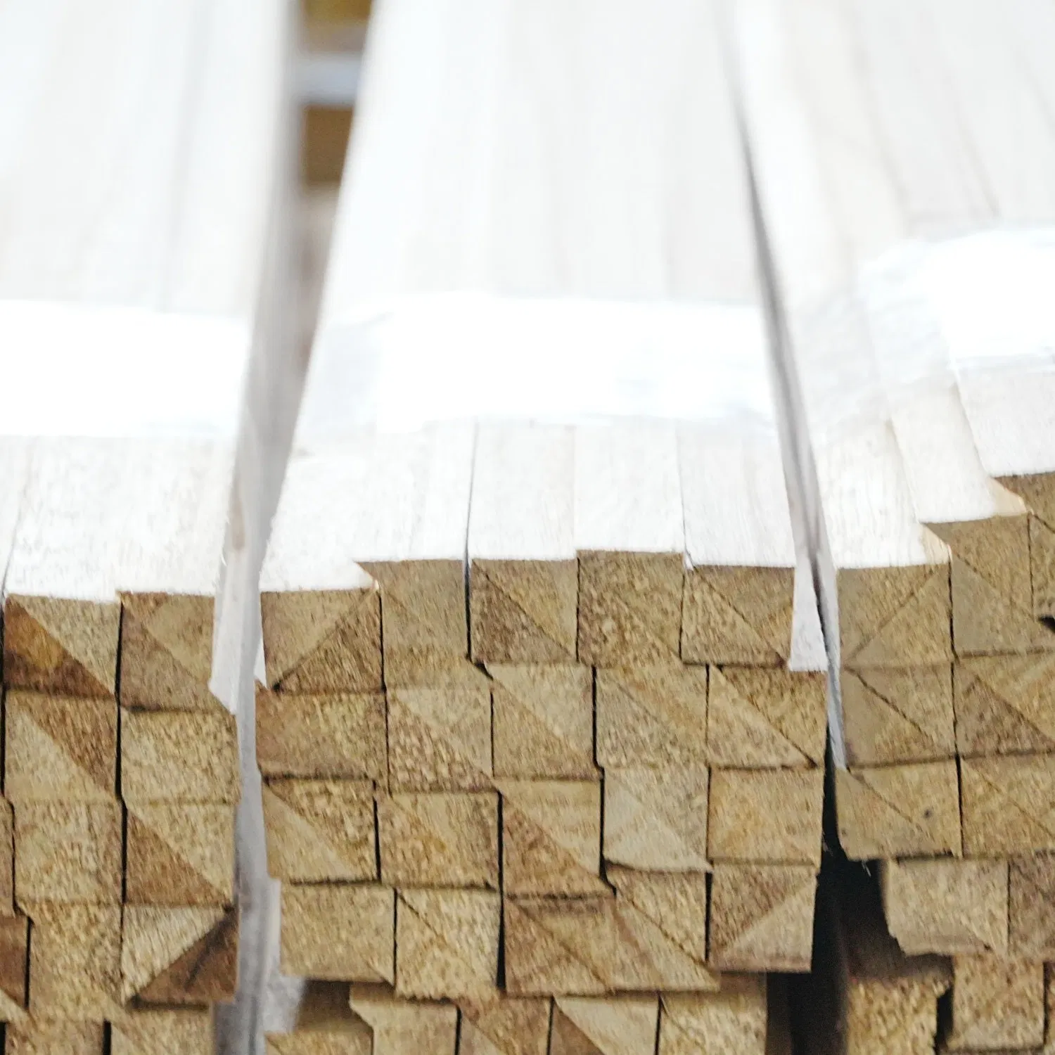 Natural Paulownia Triangle Chamfer Solid Wood Strips