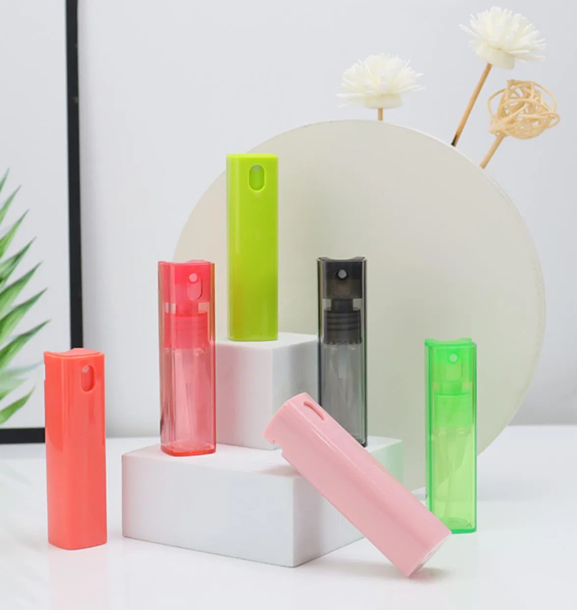 Square Shape Portable Perfume 10ml Fine Mist Spray Glass Bottle for Disinfection Air Freshener