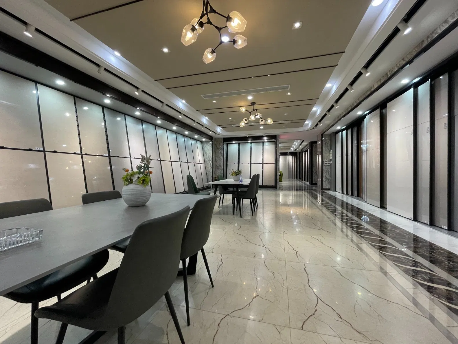 Popular China G636 Granite Price in Pakistan for Countertops Tiles Paving Stone