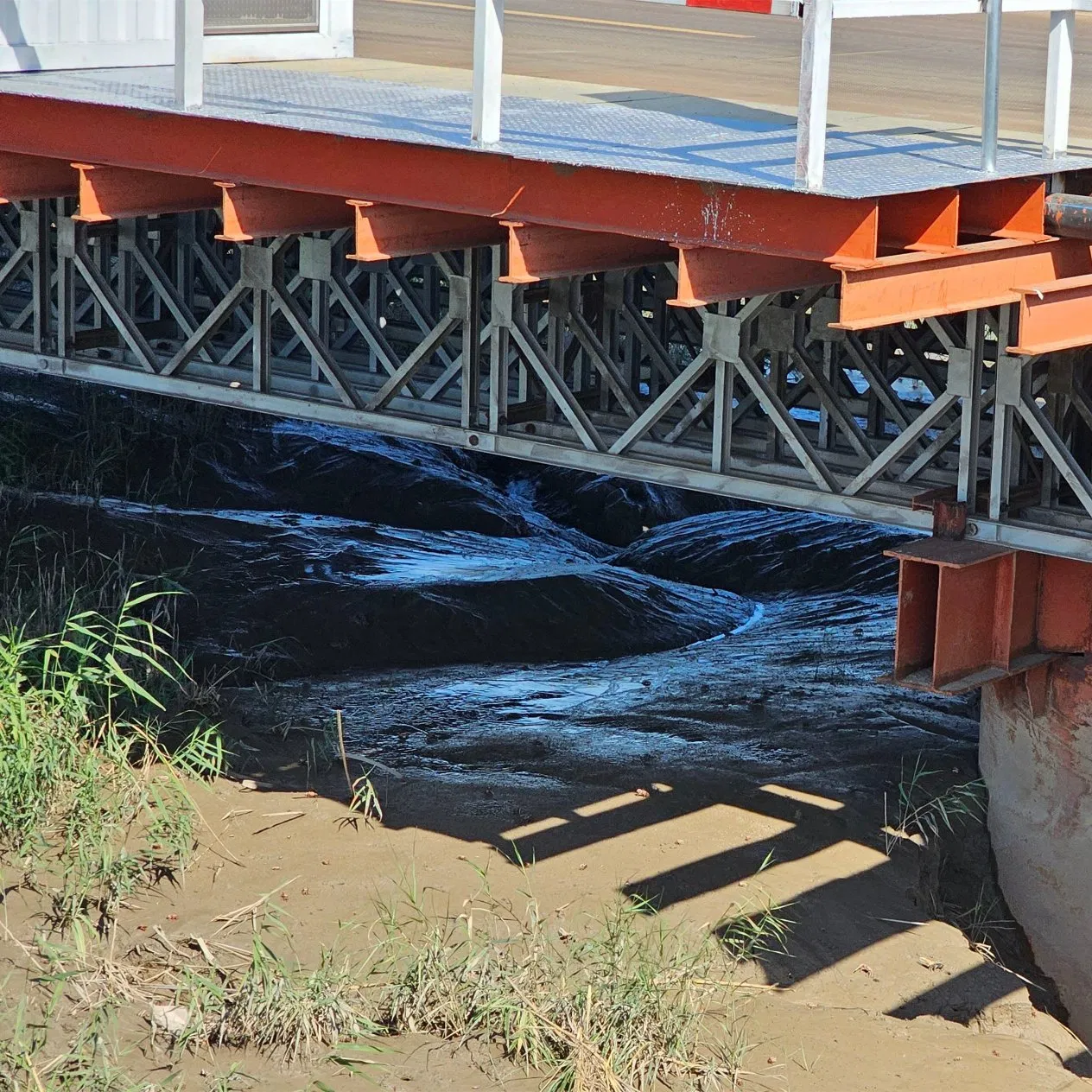 Factory Direct Sales Moisture Proof Steel Structure Pedestrian Bailey Bridges