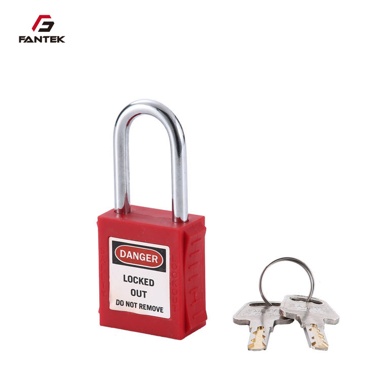 Versatile Industrial Padlock for Risk Mitigation and Safety Compliance