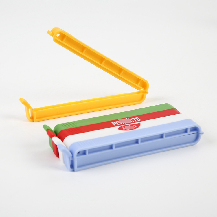 Promotional Gift 11cm Cheap Plastic Bread Bag Clips