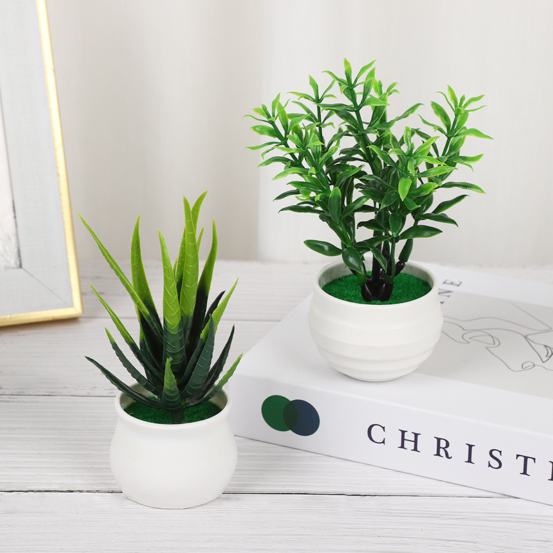 Бонсай искусственный в горшке