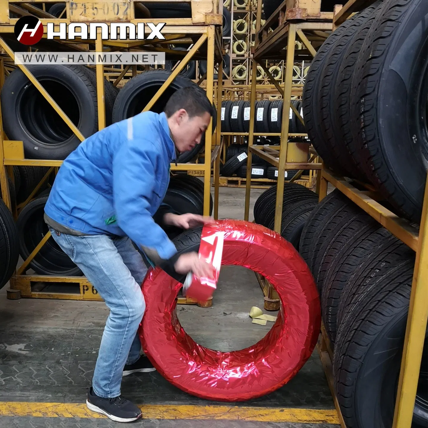 Шины пассажирские всесезонные UHP радиальные PCR