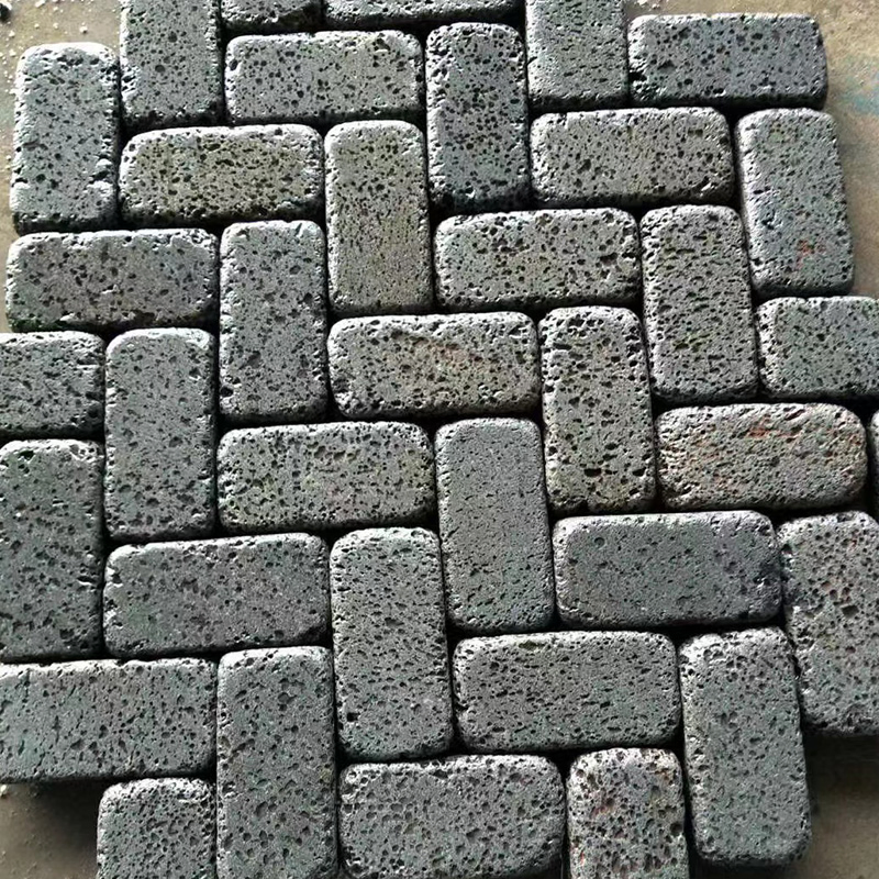 Honed/Rough Honed Dark Grey/Black Basalt/Andesite /Volcanic Lava Stone for Paving Tiles/Flagstone/Balls/Split Paver/Chiseled Wall Cladding Tiles/Tumbled Cobbles