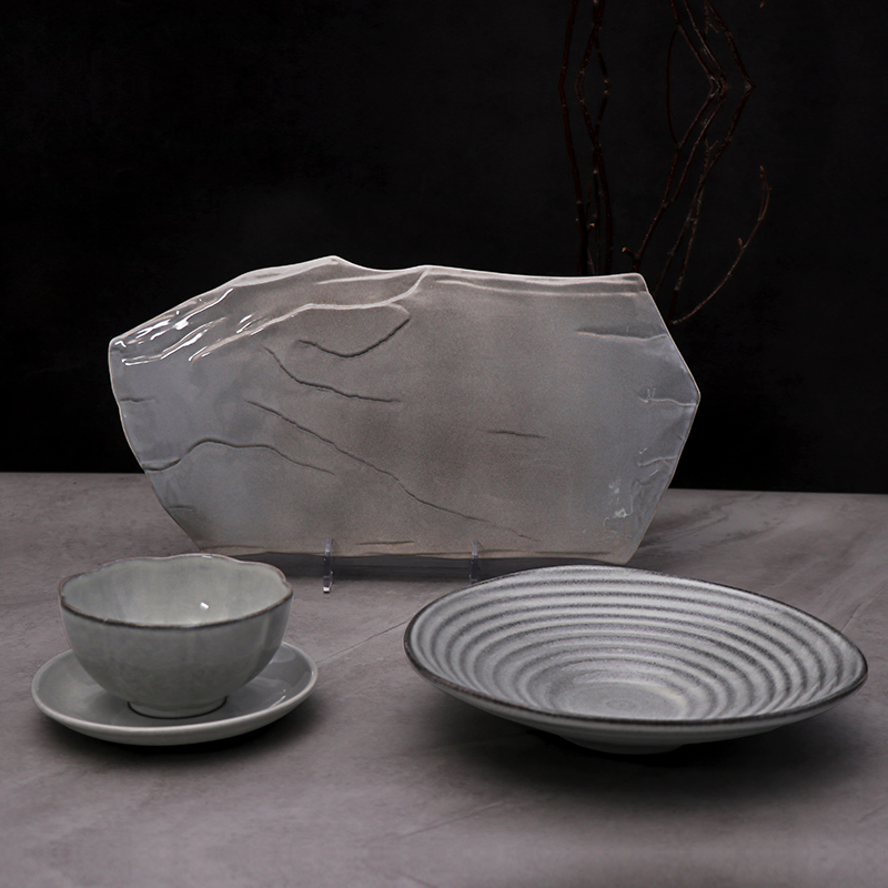Stoneware Dinnerware Sets, Round Reactive Glaze Plates and Bowls Set