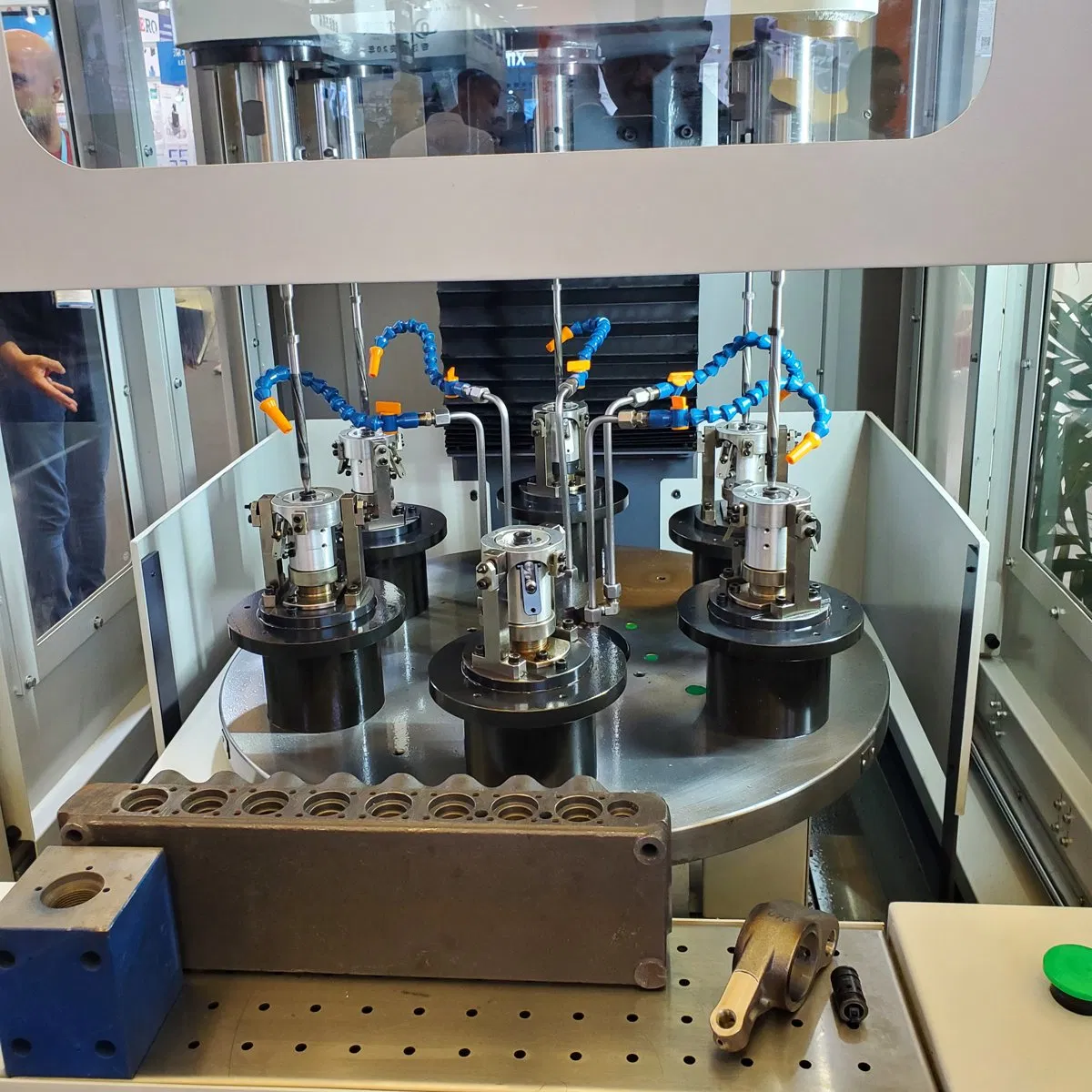 Алмазный хонинговальный инструмент для гидравлических клапанов